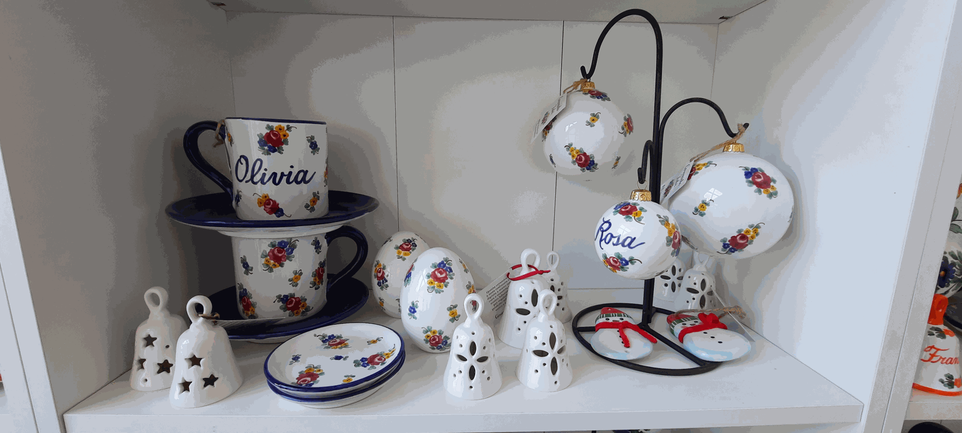 Tazze, campanelle e palline di Ceramica Fulvi