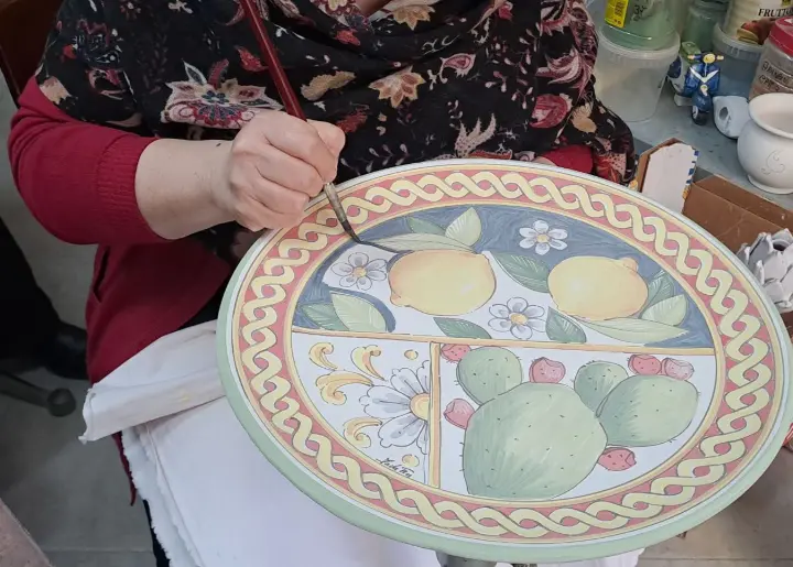 decorazione ceramica