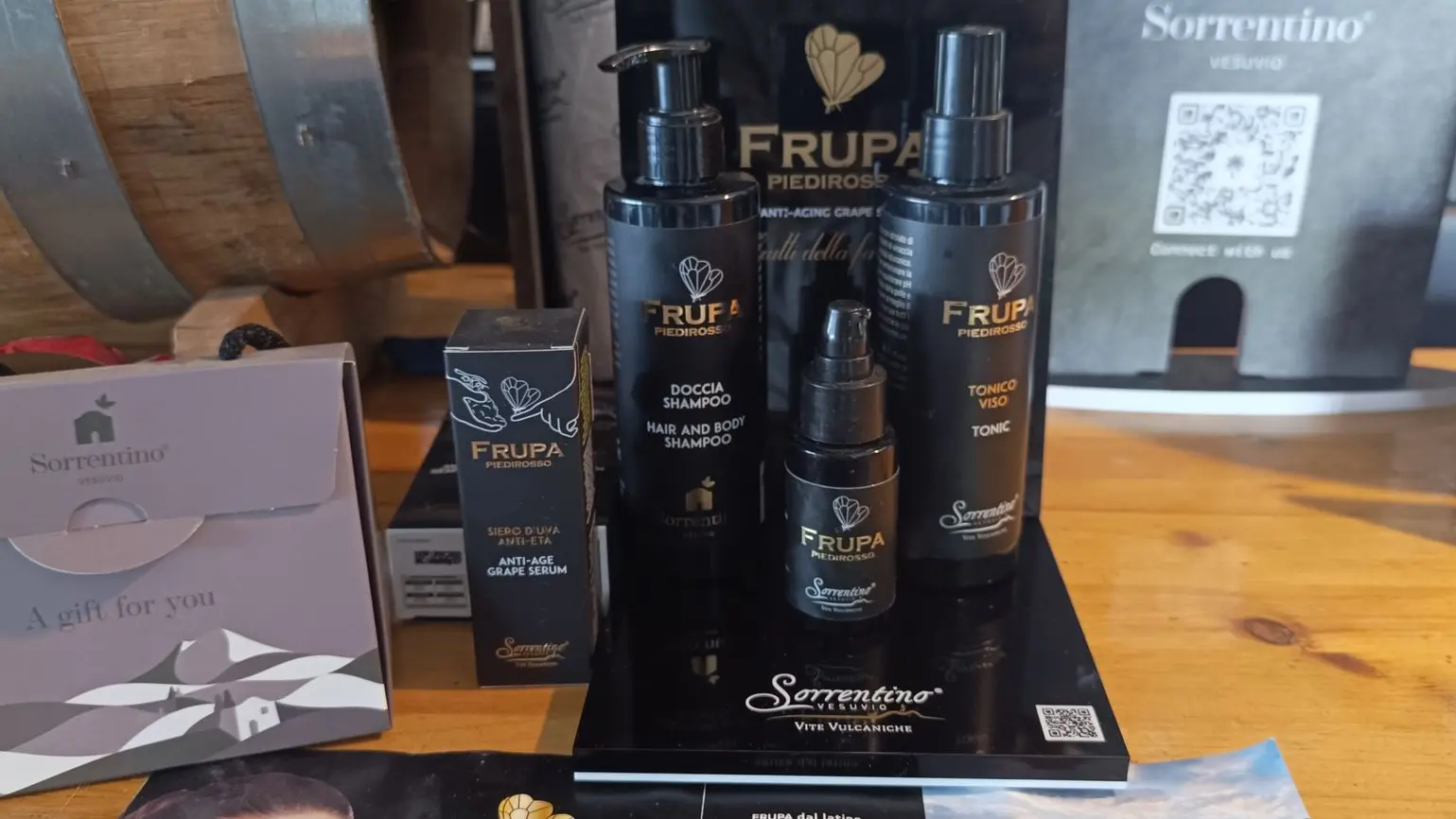 Foto di cosmetici naturali su tavolo
