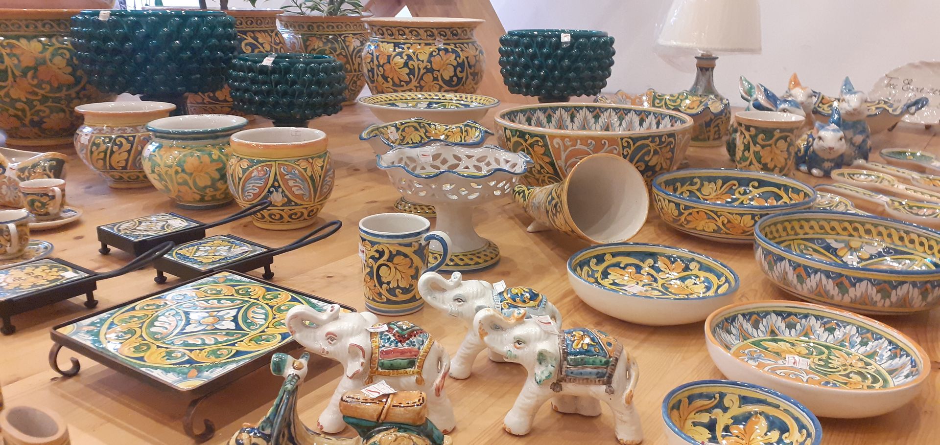Tre Erre Ceramiche oggetti in ceramica