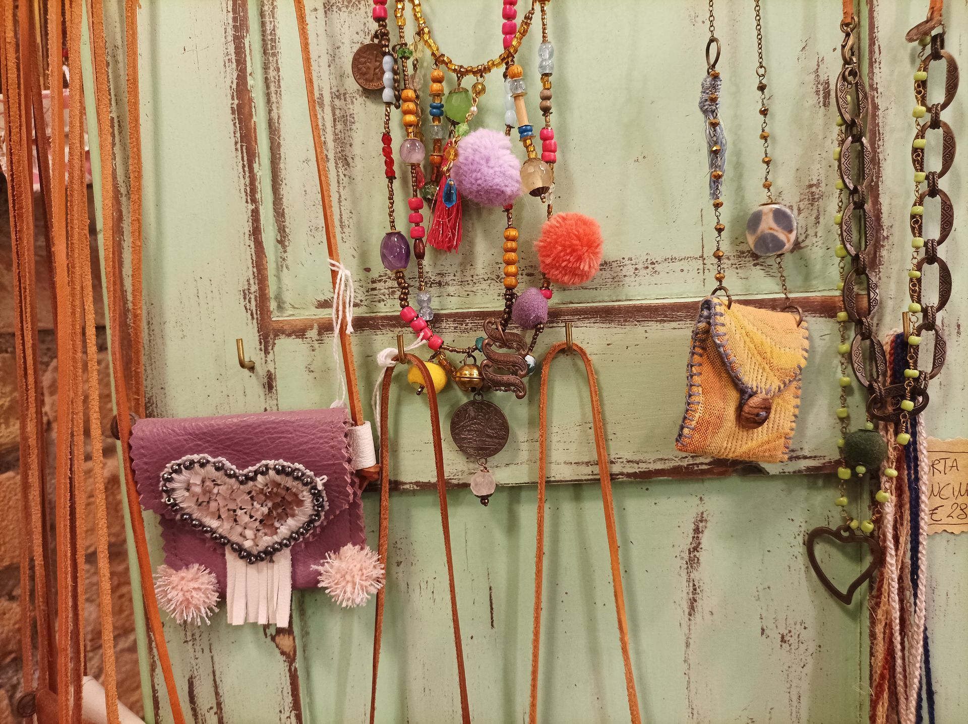 Accessori e borse con materiali da riciclo Fedifo